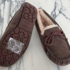 Ugg moccasin Slippers